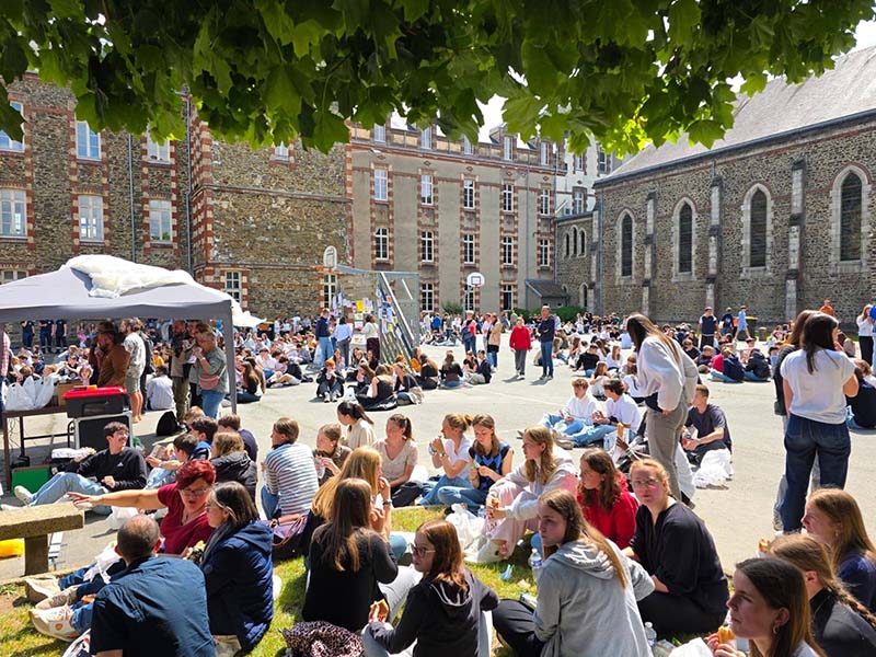 圣洛高中校园风貌 6